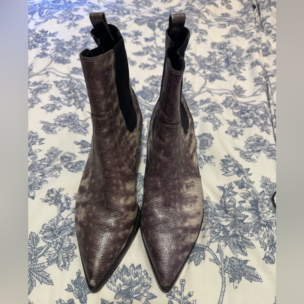 Paige western boot